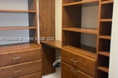 Купить кондоминиум в Дорал, Флорида 2 спальни, 98.48м2, № 1948642 - фото 20