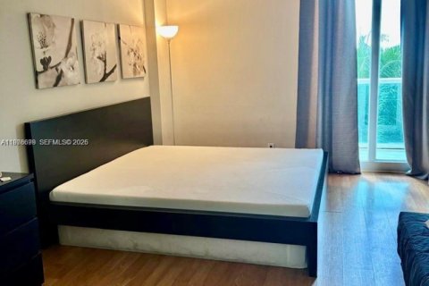 Condominio en venta en Sunny Isles Beach, Florida, 1 dormitorio, 92.07 m2 № 2044494 - foto 10