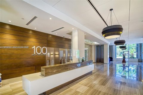 Condominio en venta en Sunny Isles Beach, Florida, 1 dormitorio, 92.07 m2 № 2044494 - foto 18