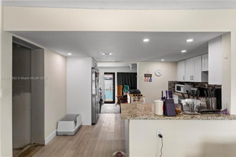 Casa en venta en Hollywood, Florida, 3 dormitorios, 109.44 m2 № 1926359 - foto 20
