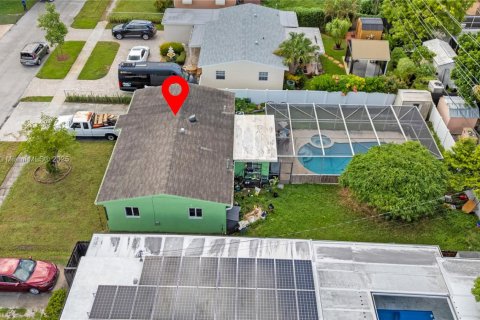 Casa en venta en Hollywood, Florida, 3 dormitorios, 109.44 m2 № 1926359 - foto 11