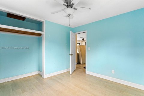 Casa en venta en Hollywood, Florida, 3 dormitorios, 109.44 m2 № 1926359 - foto 25