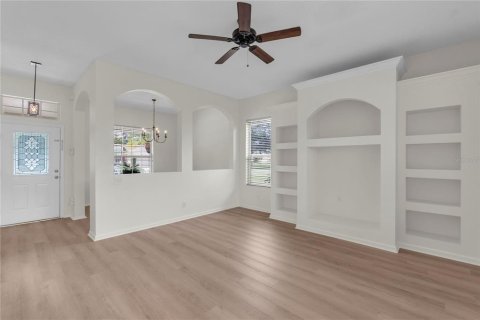 House in Parrish, Florida 3 bedrooms, 188.03 sq.m. № 2411691 - photo 6