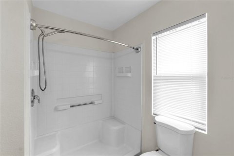 House in Parrish, Florida 3 bedrooms, 188.03 sq.m. № 2411691 - photo 18
