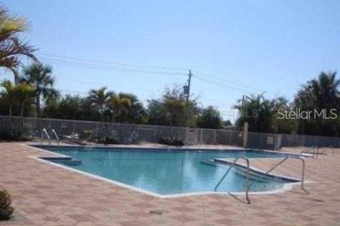 Copropriété à louer à Punta Gorda, Floride: 2 chambres, 125.51 m2 № 1150433 - photo 9