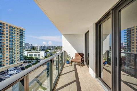 Condominio en venta en Hollywood, Florida, 2 dormitorios, 115.2 m2 № 1963394 - foto 28