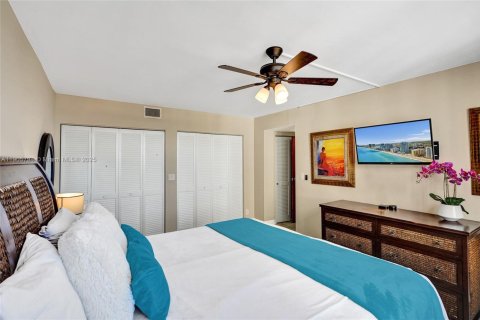 Condominio en venta en Hollywood, Florida, 2 dormitorios, 115.2 m2 № 1963394 - foto 22