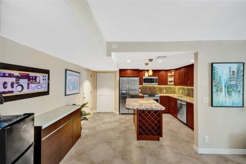 Condominio en venta en Hollywood, Florida, 2 dormitorios, 115.2 m2 № 1963394 - foto 14