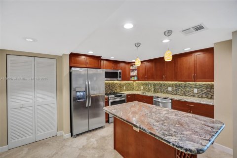 Condominio en venta en Hollywood, Florida, 2 dormitorios, 115.2 m2 № 1963394 - foto 10