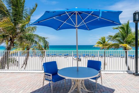 Condominio en venta en Hollywood, Florida, 2 dormitorios, 115.2 m2 № 1963394 - foto 8