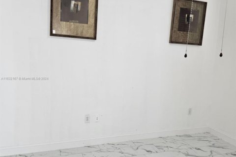 Condo in Aventura, Florida, 2 bedrooms № 1694157 - photo 16