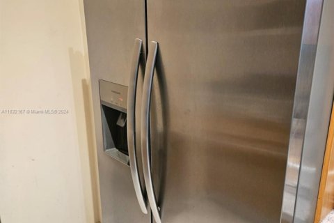 Condo in Aventura, Florida, 2 bedrooms № 1694157 - photo 6