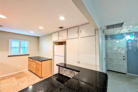 Casa en alquiler en Bradenton, Florida, 2 dormitorios, 107.21 m2 № 1883183 - foto 10