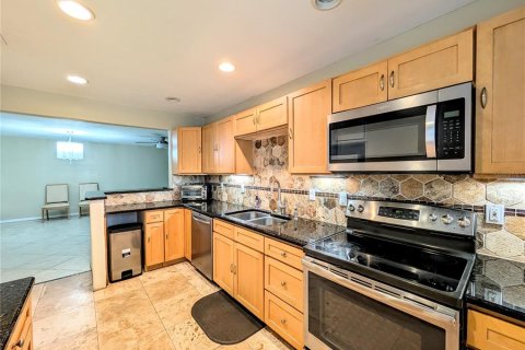 Casa en alquiler en Bradenton, Florida, 2 dormitorios, 107.21 m2 № 1883183 - foto 13