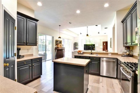Casa en alquiler en Fish Hawk, Florida, 5 dormitorios, 306.67 m2 № 1840301 - foto 21