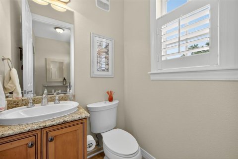 House in Englewood, Florida 3 bedrooms, 191.94 sq.m. № 1898952 - photo 22