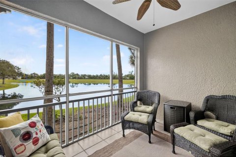 House in Englewood, Florida 3 bedrooms, 191.94 sq.m. № 1898952 - photo 26