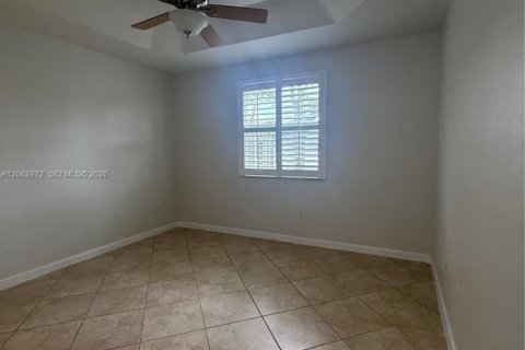 Touwnhouse à louer à Homestead, Floride: 3 chambres, 106.93 m2 № 2266105 - photo 5