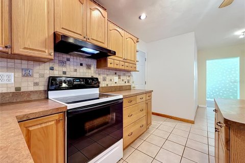 Casa en venta en Odessa, Florida, 4 dormitorios, 209.12 m2 № 2151780 - foto 19