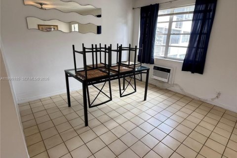 Купить кондоминиум в Халландейл-Бич, Флорида 1 спальня, 38.65м2, № 2055978 - фото 4