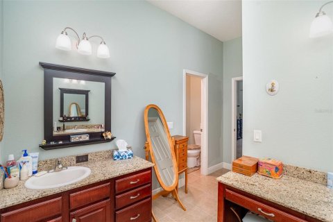 House in Riverview, Florida 5 bedrooms, 240.99 sq.m. № 1910611 - photo 18
