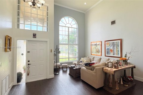 Villa ou maison à vendre à Pembroke Pines, Floride: 5 chambres № 1966813 - photo 11