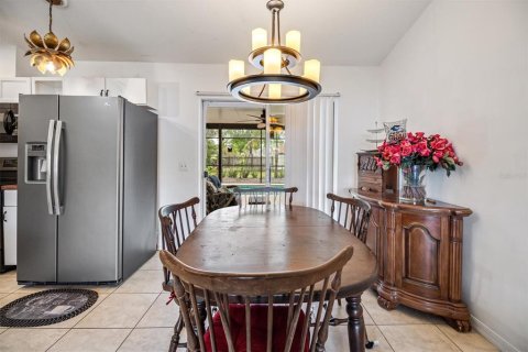 Casa en venta en Palm Coast, Florida, 3 dormitorios, 99.87 m2 № 1733401 - foto 5