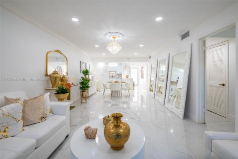 Condominio en venta en Pembroke Pines, Florida, 2 dormitorios, 108.7 m2 № 1937411 - foto 12