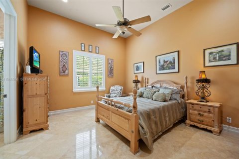 House in Davie, Florida 6 bedrooms, 609.81 sq.m. № 2063644 - photo 27