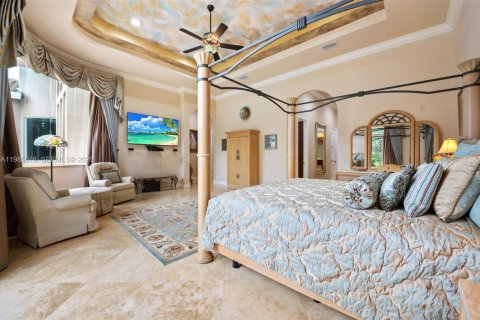 House in Davie, Florida 6 bedrooms, 609.81 sq.m. № 2063644 - photo 23