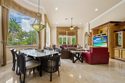 House in Davie, Florida 6 bedrooms, 609.81 sq.m. № 2063644 - photo 13