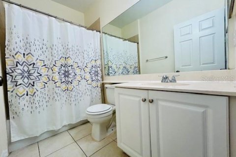 Touwnhouse à louer à Poinciana, Floride: 3 chambres, 135.27 m2 № 2106703 - photo 11