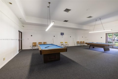 Condo in Dania Beach, Florida, 1 bedroom  № 1970759 - photo 20