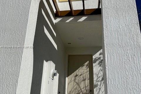 Touwnhouse à louer à Davie, Floride: 3 chambres, 131.74 m2 № 1973354 - photo 3