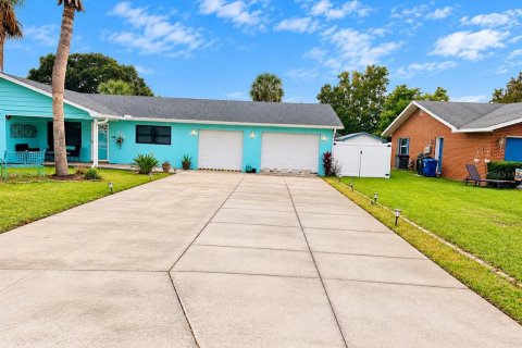 Villa ou maison à vendre à Lake Alfred, Floride: 4 chambres, 120.4 m2 № 2405530 - photo 2