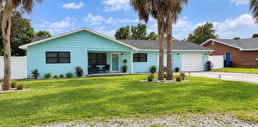 Villa ou maison à Lake Alfred, Floride 4 chambres, 120.4 m2 № 2405530
