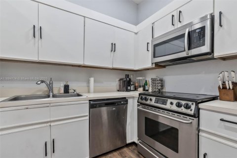 Condominio en venta en Deerfield Beach, Florida, 3 dormitorios, 102.19 m2 № 1947175 - foto 15