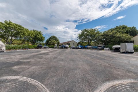 Condominio en venta en Deerfield Beach, Florida, 3 dormitorios, 102.19 m2 № 1947175 - foto 23