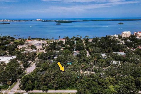 House in Dunedin, Florida 2 bedrooms, 105.72 sq.m. № 1840107 - photo 2