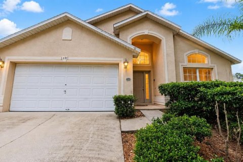 House in Haines City, Florida 4 bedrooms, 177.63 sq.m. № 2120976