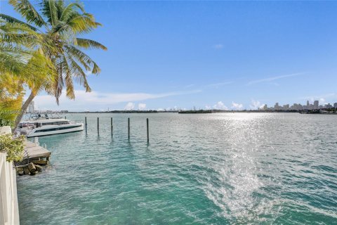 Купить кондоминиум в Майами-Бич, Флорида 1 спальня, 88.26м2, № 2002662 - фото 25