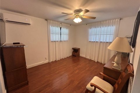 Condominio en venta en Hollywood, Florida, 1 dormitorio, 61.78 m2 № 2035324 - foto 10