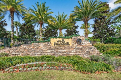Villa ou maison à vendre à Clermont, Floride: 2 chambres, 159.98 m2 № 2230917 - photo 2