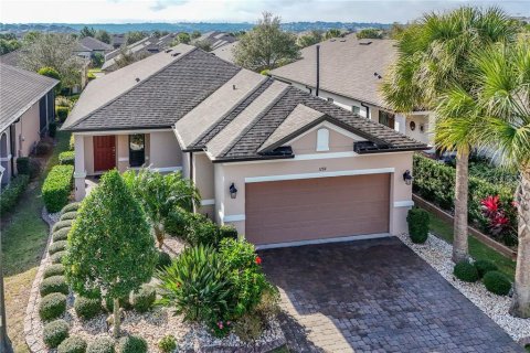 Villa ou maison à vendre à Clermont, Floride: 2 chambres, 159.98 m2 № 2230917 - photo 1