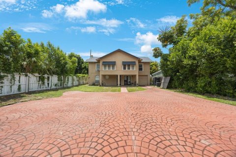 Immobilier commercial à vendre à Saint Petersburg, Floride: 3 chambres, 165.55 m2 № 1879662 - photo 1