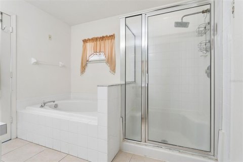 House in Riverview, Florida 3 bedrooms, 140 sq.m. № 2420081 - photo 20