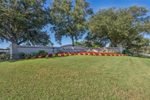 House in Riverview, Florida 3 bedrooms, 140 sq.m. № 2420081 - photo 25