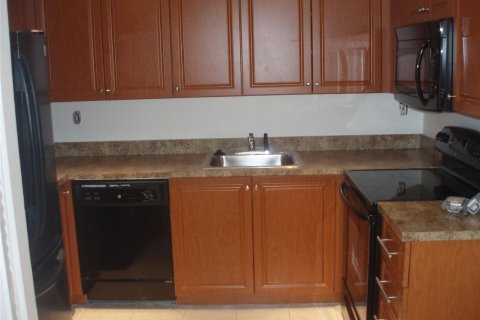 Townhouse in Davie, Florida 3 bedrooms, 151.43 sq.m. № 2171921 - photo 2