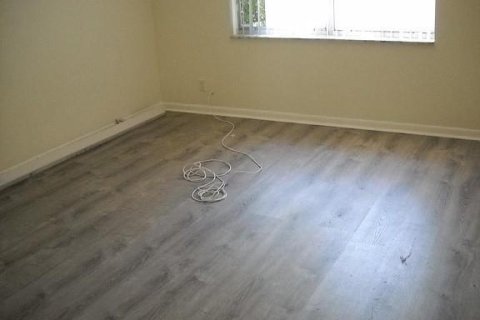 Townhouse in Davie, Florida 3 bedrooms, 151.43 sq.m. № 2171921 - photo 8