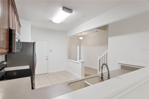 Townhouse in Orlando, Florida 3 bedrooms, 155.33 sq.m. № 2216095 - photo 18